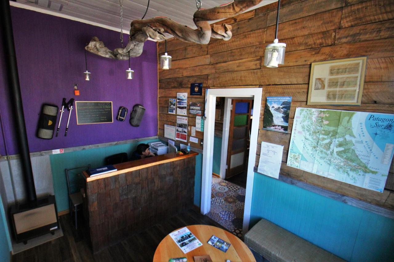 Corner Hostel Puerto Natales Dış mekan fotoğraf