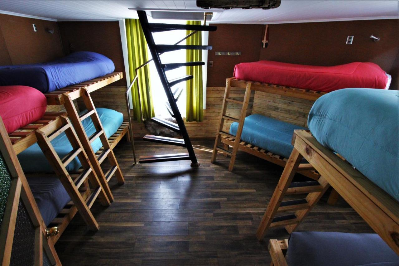 Corner Hostel Puerto Natales Dış mekan fotoğraf