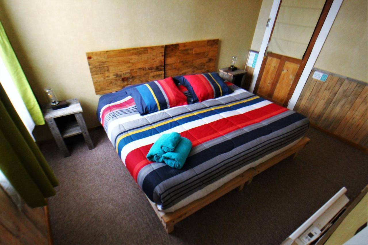 Corner Hostel Puerto Natales Dış mekan fotoğraf