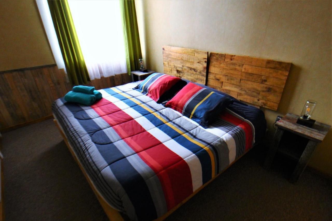 Corner Hostel Puerto Natales Dış mekan fotoğraf